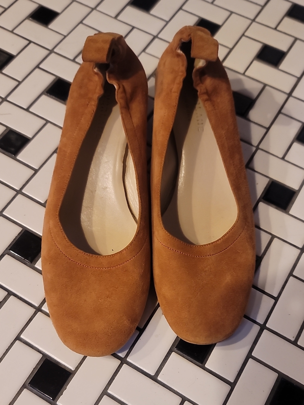 Everlane Cognac Suede Elastic-Back Ballet Flats